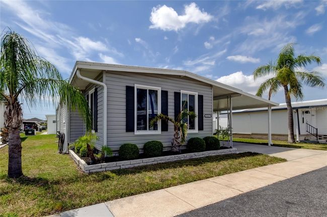 46. A Very Modernized Home... 'In' Color Scheme, Updated Landscaping, Gutters, & So Much More! FULLY UPDATED INSIDE & OUT!!. | Image 45