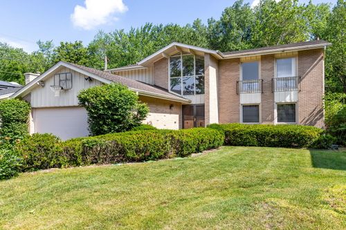 3528 Riverside Dr, Wilmette, IL, 60091-1050 | Card Image