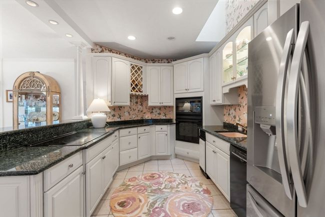 11 - 11 Forest Ln, Condo with 3 bedrooms, 4 bathrooms and 2 parking in Scituate MA | Image 5