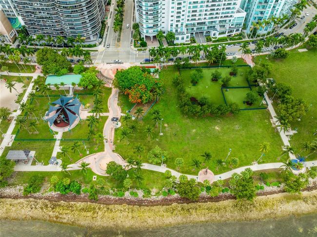 APT-3715 - 1900 N Bayshore Dr, Condo with 2 bedrooms, 3 bathrooms and null parking in Miami FL | Image 40