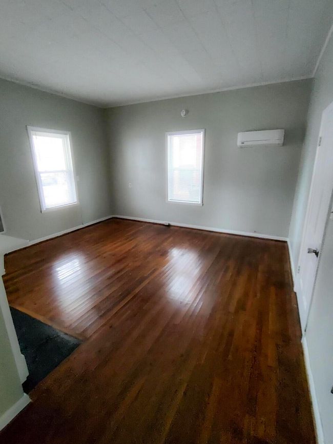 511 E Main St, House other with 3 bedrooms, 3 bathrooms and null parking in Carlisle KY | Image 14
