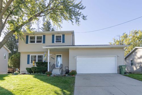 243 Meadowbrook Lane, Waterloo, IA, 50701 | Card Image