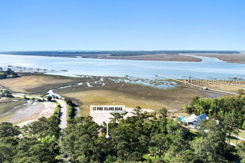 12 Pine Island Rd, Bluffton, SC, 29910-7233 | Card Image