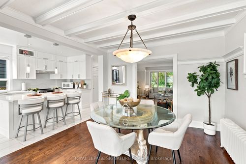 35 Regal Rd, Toronto, ON, M6H2J6 | Card Image