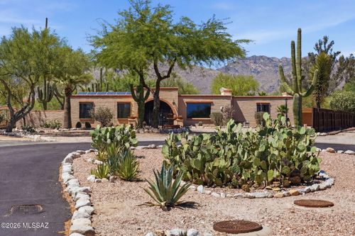 4390 N Camino Vinorama, Tucson, AZ, 85750 | Card Image