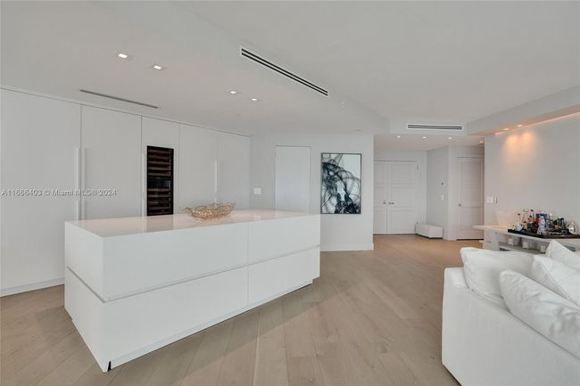 UNIT-2102 - 2711 S Ocean Dr, Condo with 3 bedrooms, 4 bathrooms and null parking in Hollywood FL | Image 19