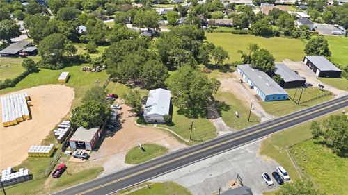 1301 Highway 105, Brenham, TX, 77833-3318 | Card Image