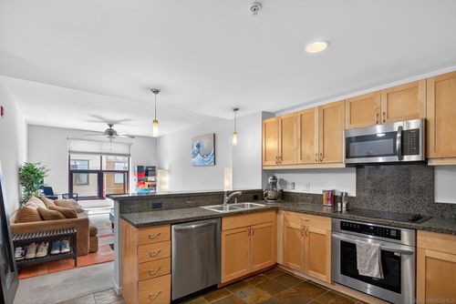 209-1150 J St, San Diego, CA, 92101-6828 | Card Image