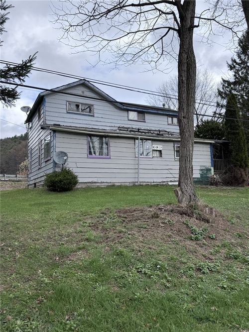 10 Lyman Rd W, Roulette, PA, 16746-1106 | Card Image