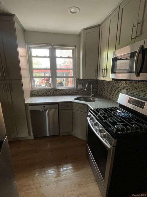 2-1212 E 98th St, Brooklyn, NY, 11236-4402 | Card Image