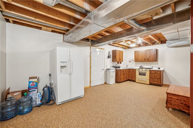452 Upper Service Rd, House other with 3 bedrooms, 3 bathrooms and 8 parking in Hookstown PA | Image 38