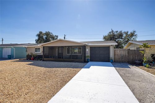 5040 Beacon Hill Dr, NEW PORT RICHEY, FL, 34652-6104 | Card Image