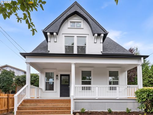 3818 Se Morrison St, Portland, OR, 97214-3230 | Card Image