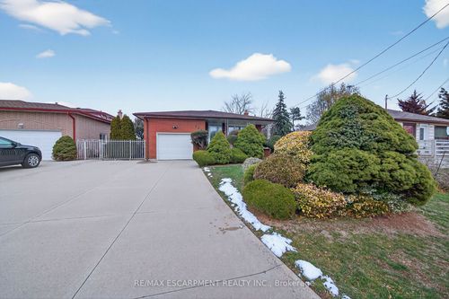 369 Federal St, Stoney Creek, ON, L8E2B6 | Card Image