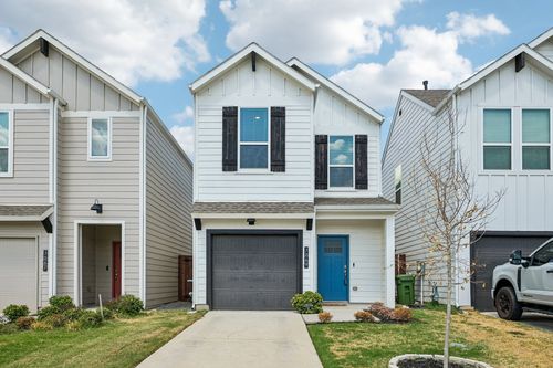 7069 Cypress Dr, Richland Hills, TX, 76118-3202 | Card Image