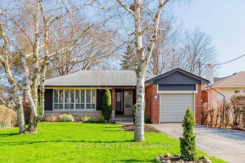 3 Acton Ave, North York, ON, M3H4G6 | Card Image
