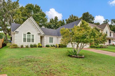 3163 Shadow Green Ln, House other with 3 bedrooms, 2 bathrooms and null parking in Lakeland TN | Image 3