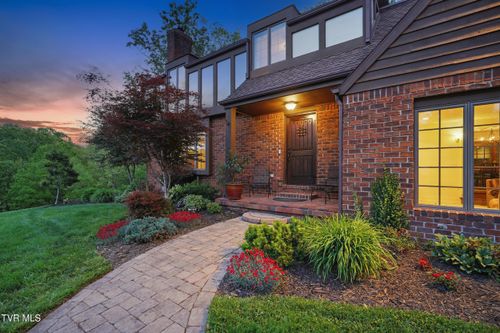 150 New Melrose St Nw, Coeburn, VA, 24230-3804 | Card Image