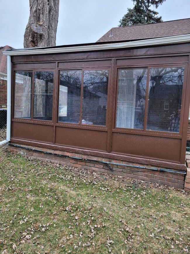18609 Mansfield St, House other with 3 bedrooms, 2 bathrooms and null parking in Detroit MI | Image 7