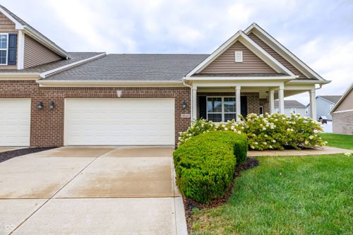 8630 Twain Ln, Indianapolis, IN, 46239-8014 | Card Image