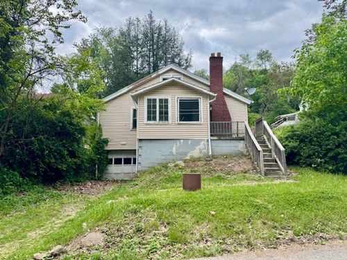 15 Allen Way, White Oak, PA, 15131-2501 | Card Image