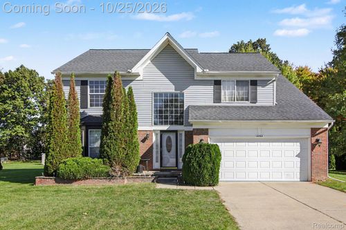 15753 Aspen Dr, Romulus, MI, 48174-4740 | Card Image