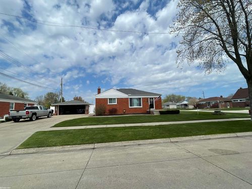 22225 Love St, Saint Clair Shores, MI, 48082-2480 | Card Image