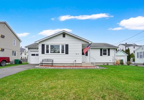 56 Thaddeus St, Chicopee, MA, 01020-1324 | Card Image