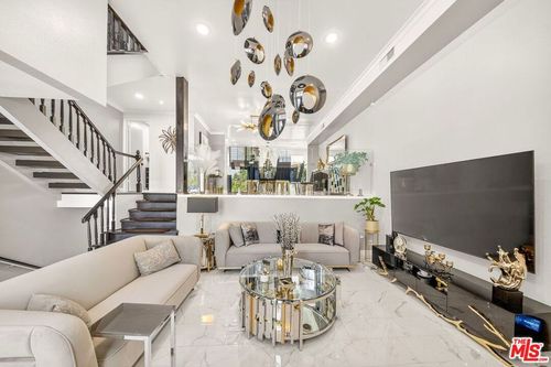 f-5305 N White Oak Avenue, Encino, CA, 91316 | Card Image