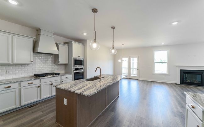 7938 Pine Street, House other with 3 bedrooms, 3 bathrooms and 3 parking in Fairview TN | Image 8