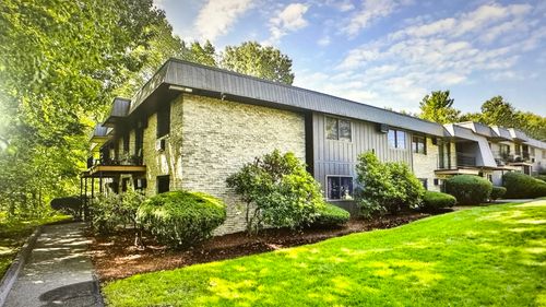 11-12 Strawberry Bank Rd, Nashua, NH, 03062-5731 | Card Image