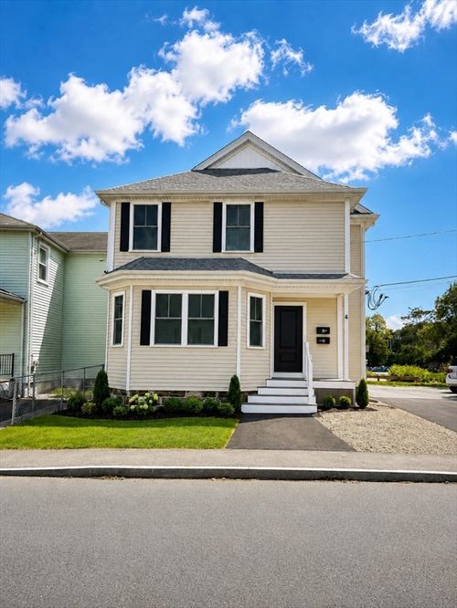4 1st St, Taunton, MA, 02780-4811 | Card Image