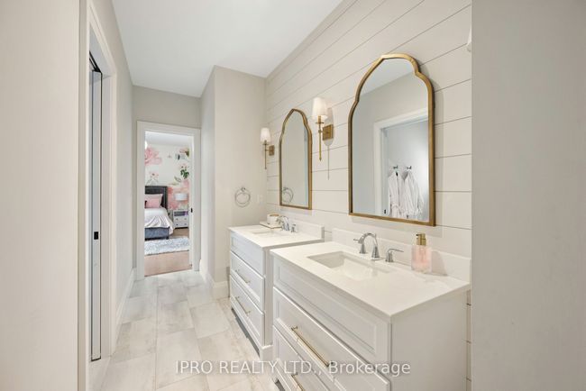 1 Gallagher Cres, House other with 6 bedrooms, 4 bathrooms and 10 parking in Midhurst ON | Image 13