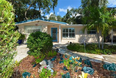 785 5 Th Street S, House other with 3 bedrooms, 2 bathrooms and null parking in SAFETY HARBOR FL | Image 1