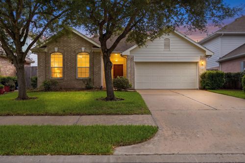 1631 Crescent Shores Ln, Seabrook, TX, 77586-4166 | Card Image