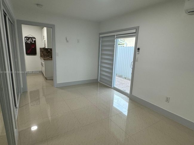 EFFICIENCY - 1370 W 84 Th St, Home with 1 bedrooms, 1 bathrooms and null parking in Hialeah FL | Image 8