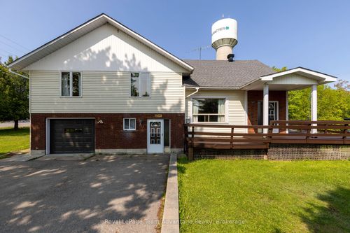 {{alt}} | Card Image