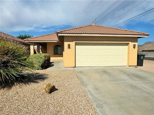 3745 N Lomita St, Kingman, AZ, 86409-2693 | Card Image
