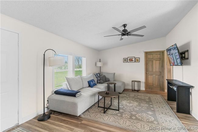 11945 N Jefferson Rd, Home with 3 bedrooms, 2 bathrooms and null parking in Madison IN | Image 4