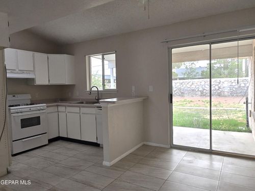 709 La Chapa Ave, El Paso, TX, 79912-2339 | Card Image