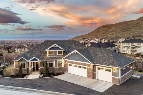 15113 S Cedar Meadow Cir, Herriman, UT, 84096-5511 | Card Image