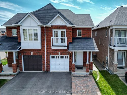 4 Old Orchard Cres, Richmond Hill, ON, L4S2X4 | Card Image