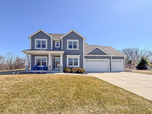 W275N358 Arrowhead Trail, PEWAUKEE, WI, 53188 | Card Image