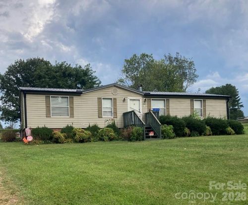 2044 Clareview Dr, Conover, NC, 28613-8352 | Card Image