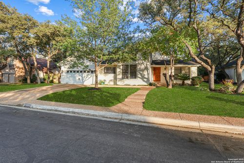 13066 N Hunters Cir, San Antonio, TX, 78230-2846 | Card Image