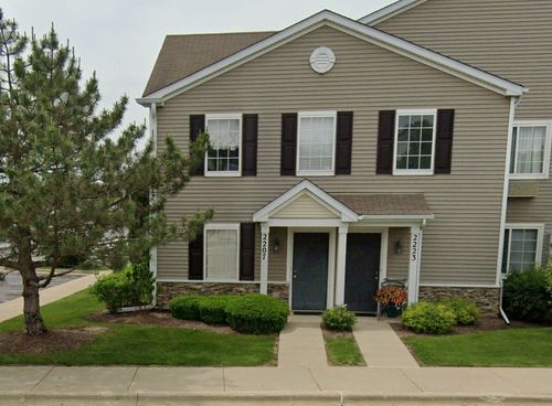 2207-2207 Silverstone Dr, Carpentersville, IL, 60110-1198 | Card Image