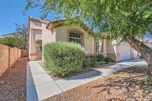 7515 Splashing Rock Dr, Las Vegas, NV, 89131-2649 | Card Image