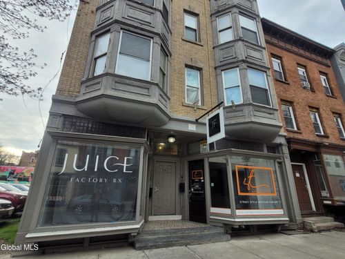 apt-2a-151 4th St, Troy, NY, 12180-4152 | Card Image