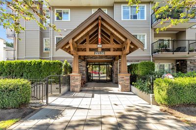 115 - 22150 Dewdney Trunk Rd, Condo with 2 bedrooms, 2 bathrooms and 1 parking in Maple Ridge BC | Image 1