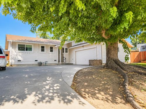10234 Sally Court, Rancho Cordova, CA, 95670 | Card Image